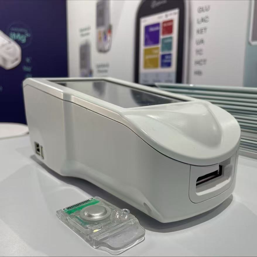 Biochemistry Analyzer Clinical - Veterinary Blood Analyzer review and price